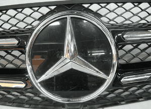 MERCEDES GLC 253 LIFT CZARNY IDEALNY GRILL ATRAPA 4