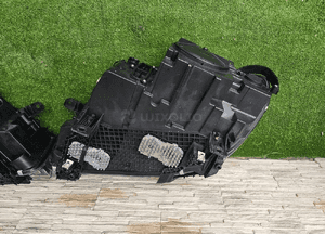 Lampa xenon dynamic bmw X5 F15 X6 7410676 7410675 6