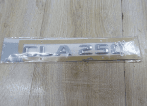 EMBLEMAT ZNACZEK NAPIS Mercedes CLA A1178171215 w117 1