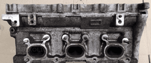 Renault Laguna 3.0 V6 glowica silnika przod tyl 9631076310 9631076610 2