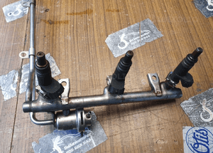 Listwa Paliwowa Wtryskowa Wtryski Komplet 3.0 V6 ASN Audi A4 B6 A6 VW 18