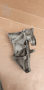 Łapa mocowanie alternatora Renault Espace IV 1.9 DCI 8200183234 4