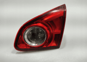 Lampa prawa prawy tył tylna w klapę qashqai i J10 2 26550JD800 2010-2013 2