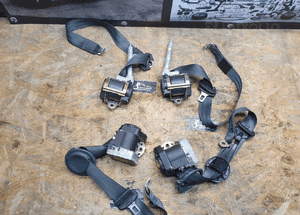 Pas Pasy Bezpieczenstwa Zapinka Przod Tyl Lewy Prawy Audi A6 C5 4