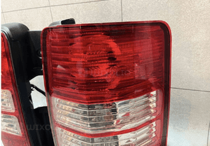 Jeep cherokee kk lampy tył eu oryginał idealne 8