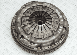 Sprzeglo dwumasa nissan navara 2,5 dci radom 1