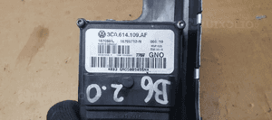 Pompa sterownik ABS VW Passat B6 3C0614109AF 8