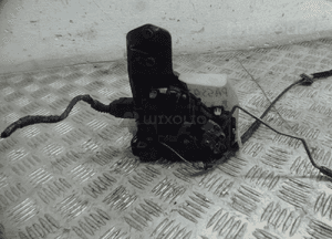 Volkswagen passat B5 lift 00-04  zamek drzwi tylny prawy 8 pin 2