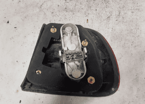 Tyl tylna lampa lewa volvo V40 3