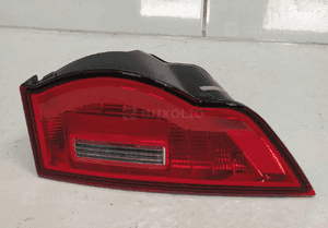 Jaguar f-pace X761 lampa prawa tył tylna w klapie bagażnika oryginał 2