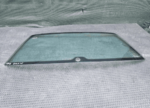 Szyba Tyl Tylna Klapy Klapa Podgrzewana VW Golf IV 4 Hatchback HB 97r 5
