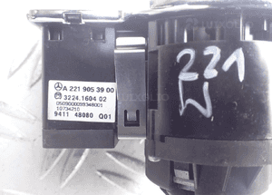 WŁĄCZNIK ŚWIATEŁ MERCEDES W221 A2219053900 RADOM 3