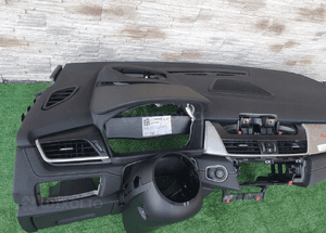Deska konsola bmw 2 F45 F46 hud 3