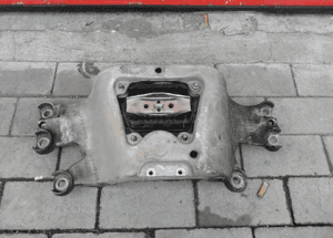 Podpora łapa audi A6 C6 4F0 04/11 2.7 4F0399283K 1