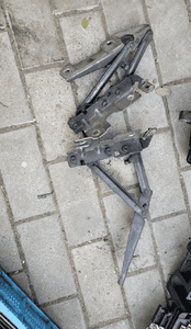 Opel insignia a zawiasy maski komplet