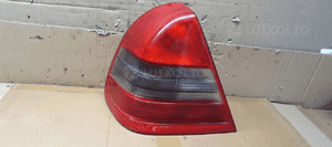 Lampa lewy tył tylna lewa Mercedes C-Klasa W202 2028200964 1