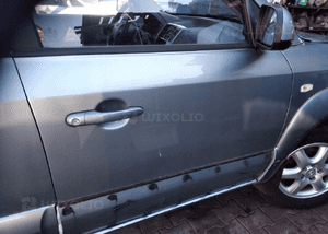 Hyundai Tucson drzwi przod przednie prawe BU 1