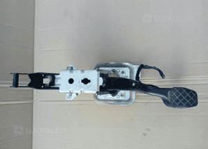 VW Passat B6 pedal sprzegla hamulca 2