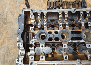 Glowica 078103373AH Zawory Szklanki LEWA V6 2.4 2.8 AUDI A4 B6 A6 C5 VW Passat Skoda 5