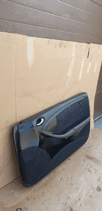 Tapicerka boczek drzwi prawy przód Mercedes W209 4