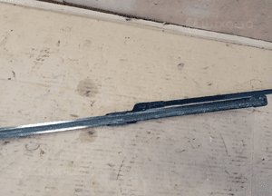 Ramie wycieraczki prawy przód VW Polo 9N 6Q1955410C 6