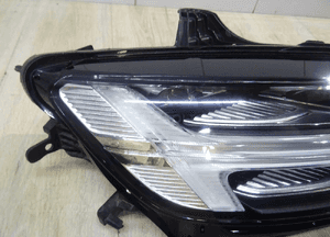 LAMPA PRZÓD PRAWA VOLVO S60 V60 full LED 32314167 3