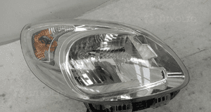 RENAULT KANGOO II LIFT lampa prawa przednia prawy przód 260102647R brak zamocowań Europa 1