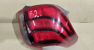 Lampa prawa tył tylna peugeot 108 1