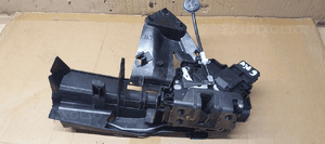 Zamek drzwi lewy przód przedni lewy Ford Focus MK2 Lift 3M5A-R21813-ET 2