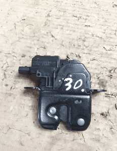Renault Megane III Zamek Klapy Bagażnika 846300003R 1