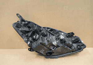 Lampa lewa lewy reflektor toyota yaris iii 3 led lift 17-20 2
