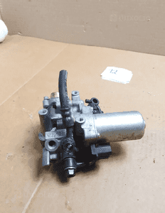 Honda VFR 800 V TEC (2002 - 2011) Pompa ABS 3