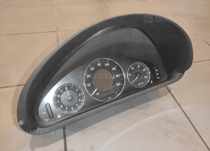 Mercedes clk W209 licznik prędkościomierz zegar zegary anglik oryginał 1