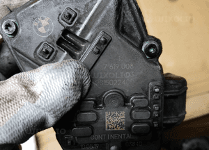 Przepustnica BMW M5 G30 F90 4.4 V8 7619008 4