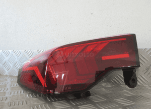 Lampa tylna tył lewa bmw X2 ii U10 led 2023 6