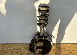 BMW 3 E90 XDrive McPherson / zwrotnica R - 16496 1