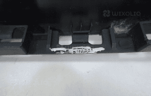 Renault clio iii lift 2009- atrapa kratka środkowa zderzaka przód P0019389 8