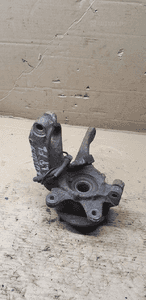 Zwrotnica piasta lewy przód przednia lewa Ford Fusion 4