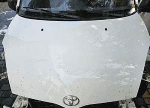 Toyota Yaris Verso maska 2