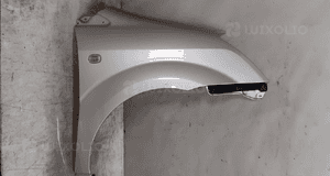 Błotnik prawy do toyota corolla verso ii 1E7 srebrny 1
