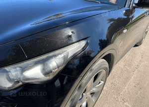 Infinity FX35 3.0D kpl przód oryginał ładny stan 14