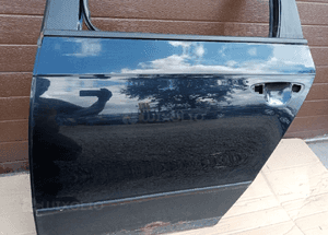 Drzwi lewy tył tylne lewe VW Passat B6 Kombi LC9X 2