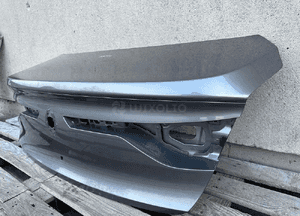 Klapa bagaznika tyl tylna renault talisman  blenda sedan 2015- idealna 3