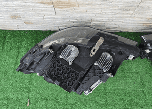 Lampa xenon dynamic bmw 5 F10 F11 lci 8