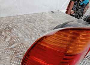 BMW 5 E39 LCI Touring - Lampa Tylna Lewa - 11858 14