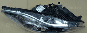 Volvo C30 lampa przod przednia prawa lub lewa 6