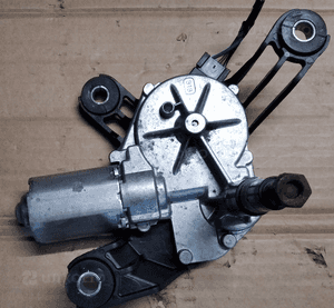 Opel Astra H III kombi silniczek  wycieraczki tyl 13105981 1