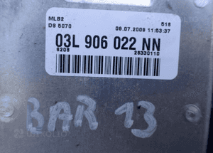 Komputer silnika audi A4 B8 2.0TDI 03L906022N radom 2