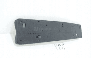 Mercedes a-klasa W176 lift 2015- ramka tablicy rejestracyjnej A1768850781 2