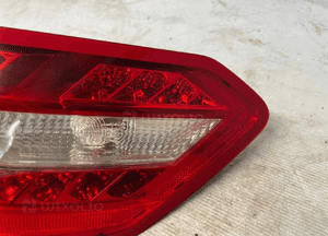 Mercedes e klasa W212 lampa prawa tylna A2128200264 4